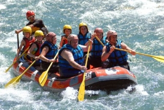  Long live rafting in the Hautes Pyrenees
